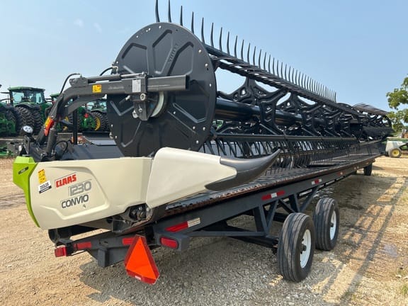2022 CLAAS Convio Flex 1230 Equipment Image0