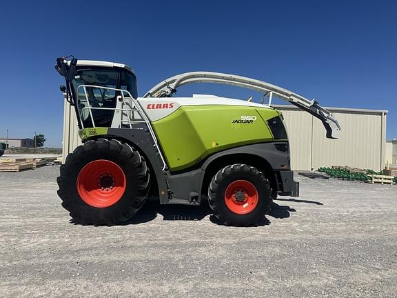 Image of CLAAS Jaguar 960 equipment image 1