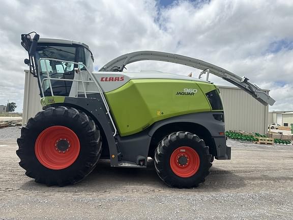 Image of CLAAS Jaguar 960 equipment image 1