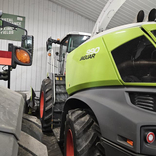 Image of CLAAS Jaguar 990 equipment image 4