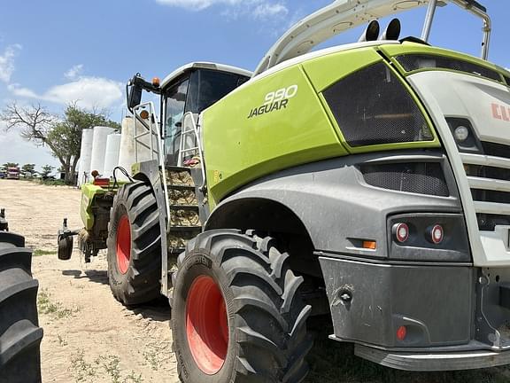 Image of CLAAS Jaguar 990 equipment image 4