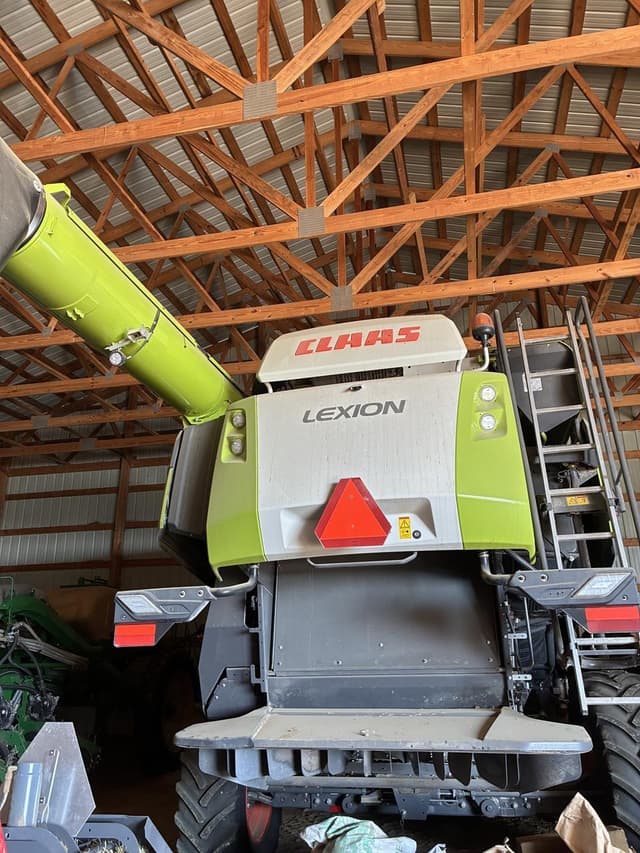 Image of CLAAS Lexion 7500 equipment image 3