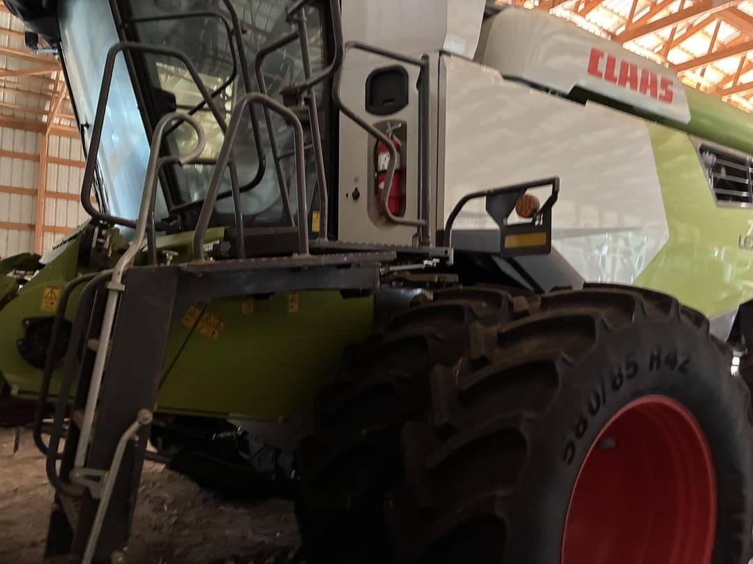 Image of CLAAS Lexion 7500 Primary image