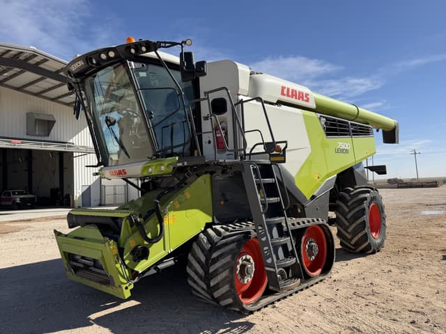 Image of CLAAS Lexion 7500 equipment image 1