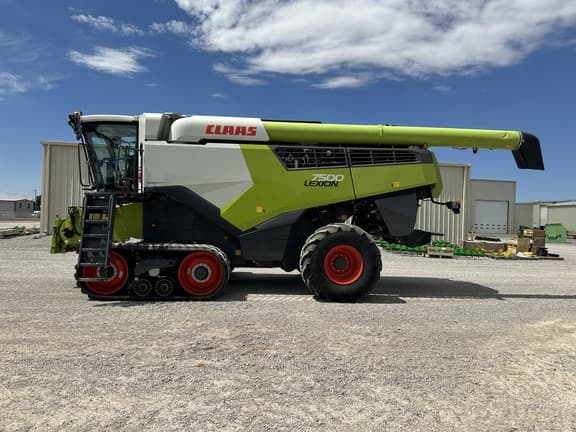 Image of CLAAS Lexion 7500TT equipment image 1