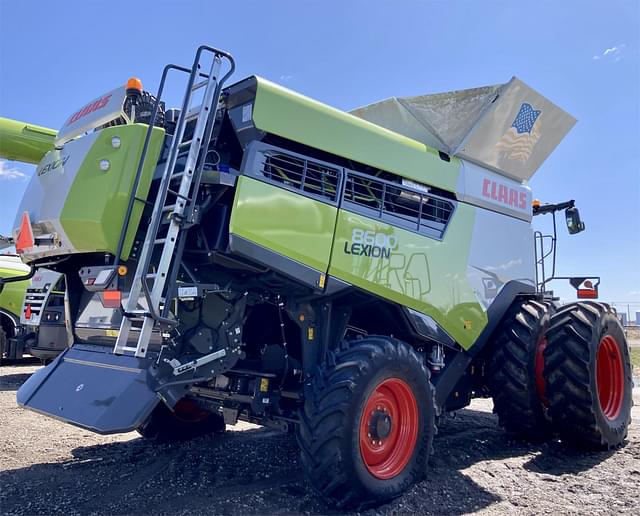 Image of CLAAS Lexion 8600 equipment image 1