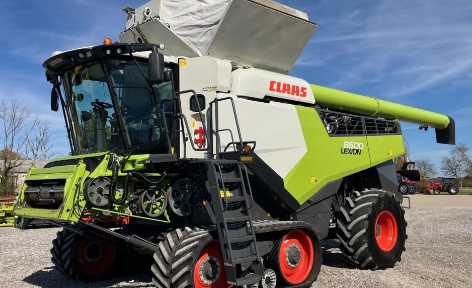 Main image CLAAS Lexion 8600TT