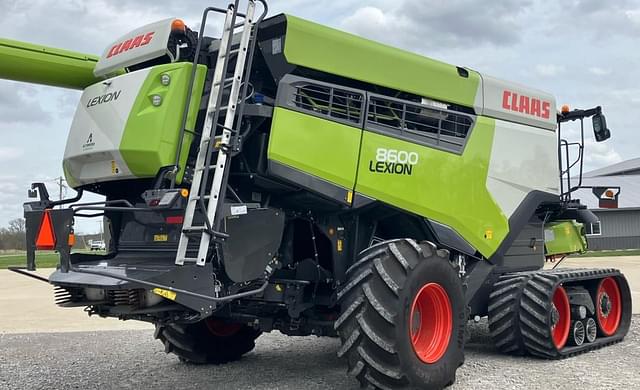 Image of CLAAS Lexion 8600TT equipment image 4