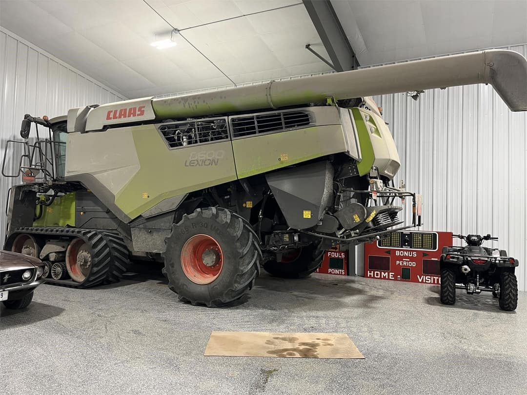 Image of CLAAS Lexion 8600TT Primary image