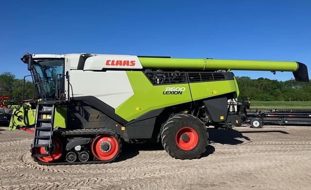 Image of CLAAS Lexion 8600TT equipment image 1