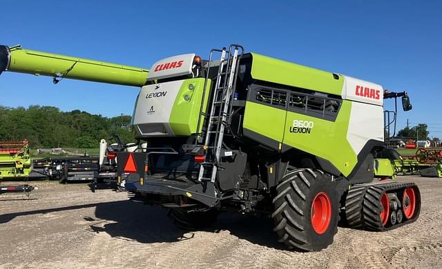 Image of CLAAS Lexion 8600TT equipment image 4