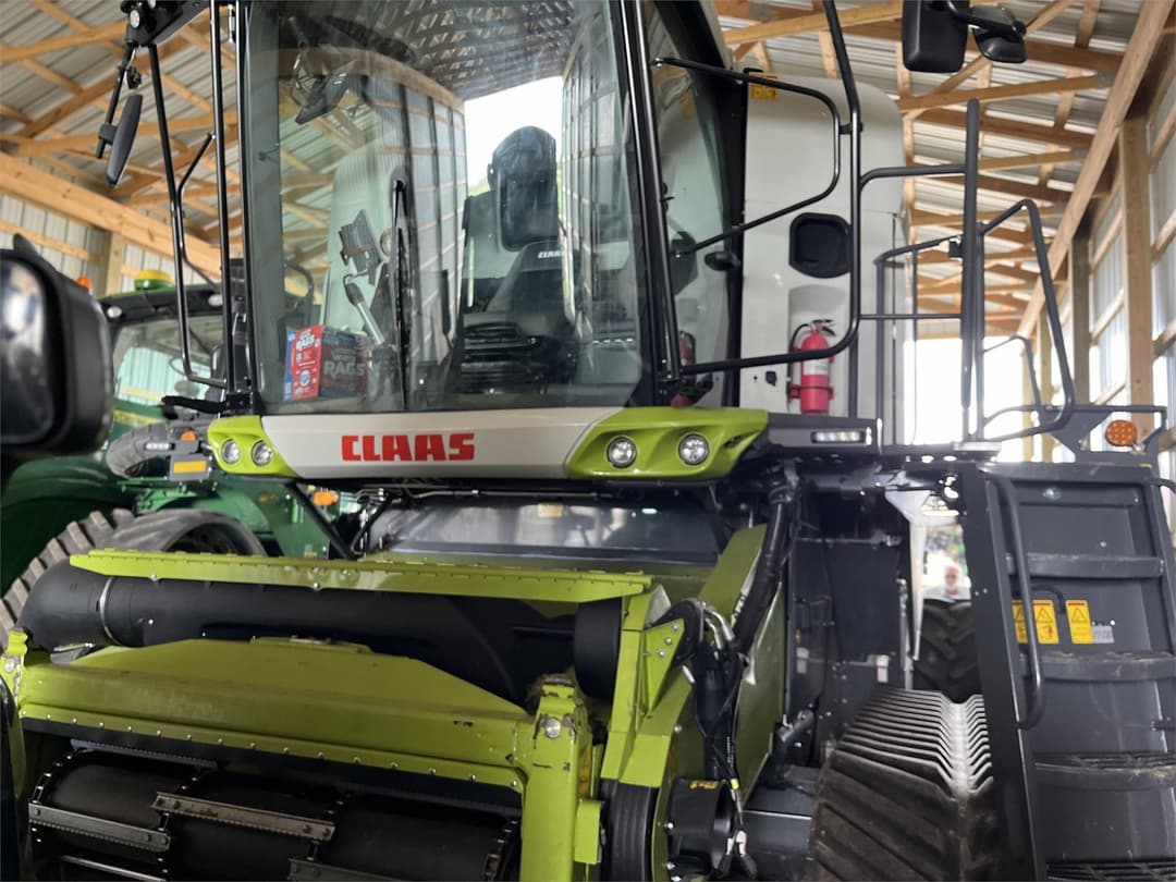 Image of CLAAS Lexion 8600TT Image 0