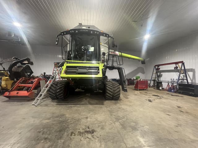 Image of CLAAS Lexion 8600TT equipment image 3