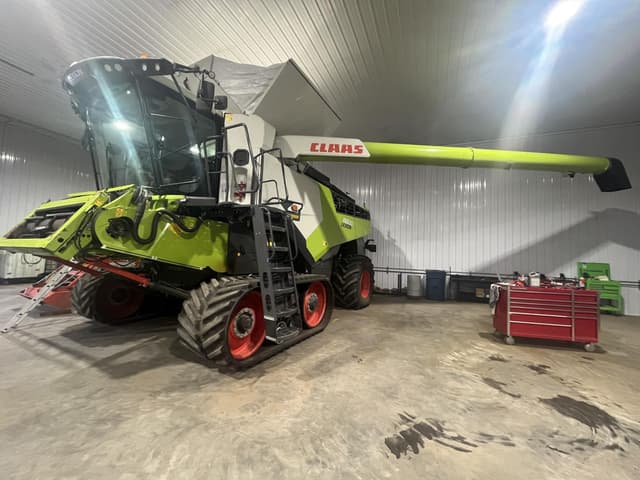 Image of CLAAS Lexion 8600TT equipment image 1