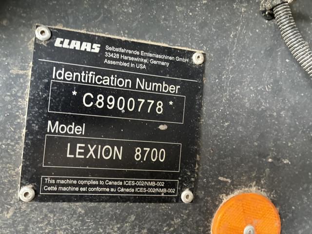 Image of CLAAS Lexion 8700TT equipment image 1