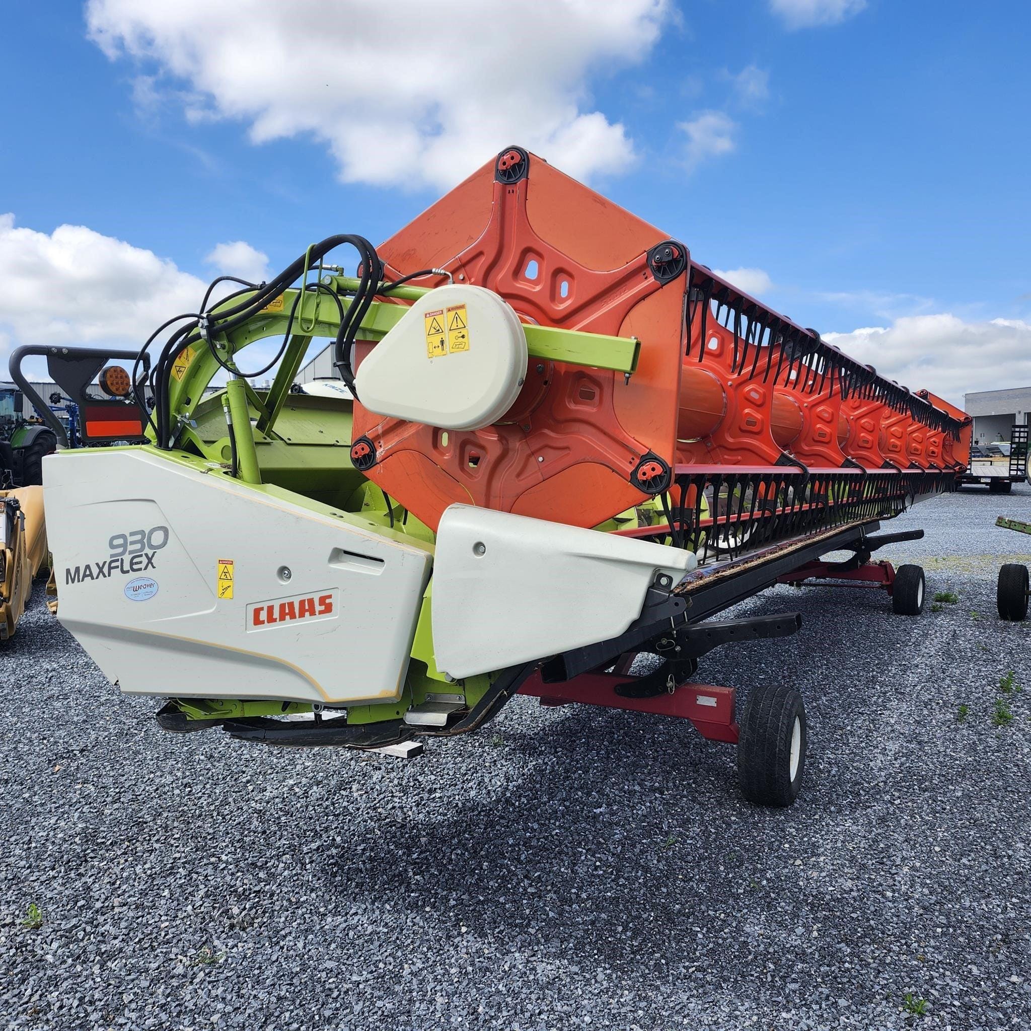 2022 CLAAS 930 Maxflex Equipment Image0