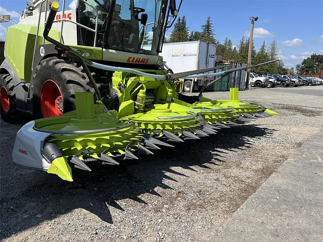 Image of CLAAS Orbis 600 equipment image 1