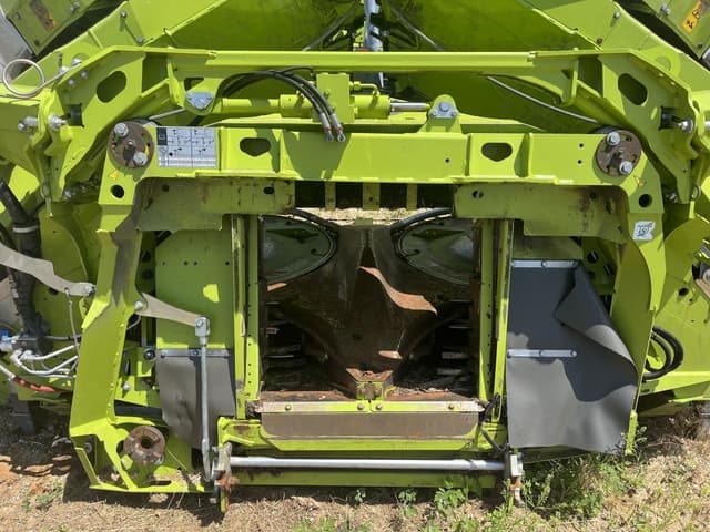Image of CLAAS Orbis 900 equipment image 4
