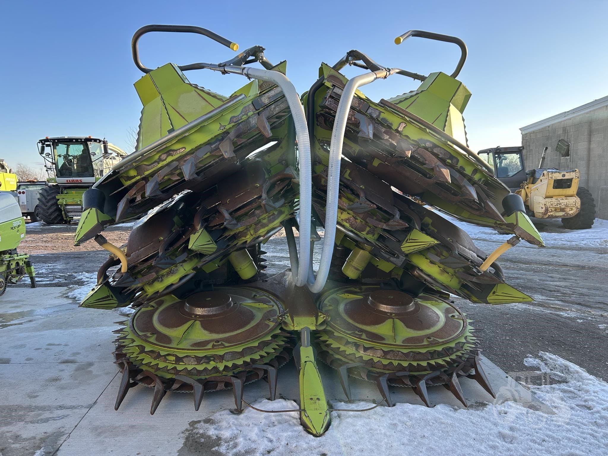 2022 CLAAS Orbis 900 Equipment Image0