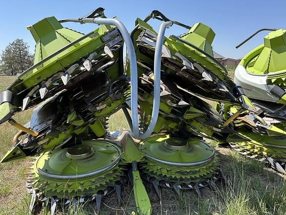 Image of CLAAS Orbis 900 equipment image 2