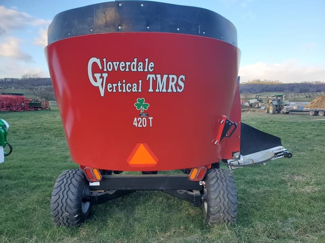 Image of Cloverdale 420T equipment image 2