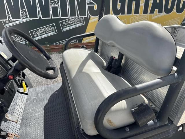 Image of Club Car Carryall 1500 equipment image 4