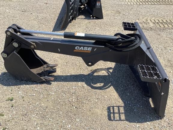 Image of Case Backhoe Bucket equipment image 2