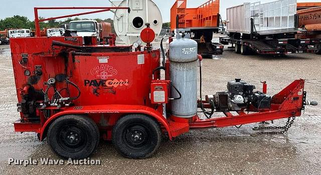 Image of Crafco E-Z Pour equipment image 3