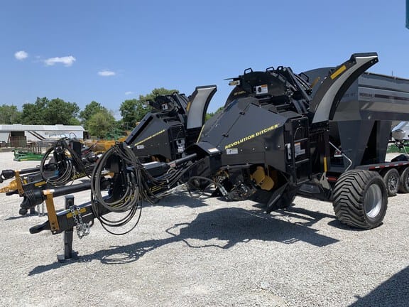 2022 Crary Revolution Ditcher Equipment Image0