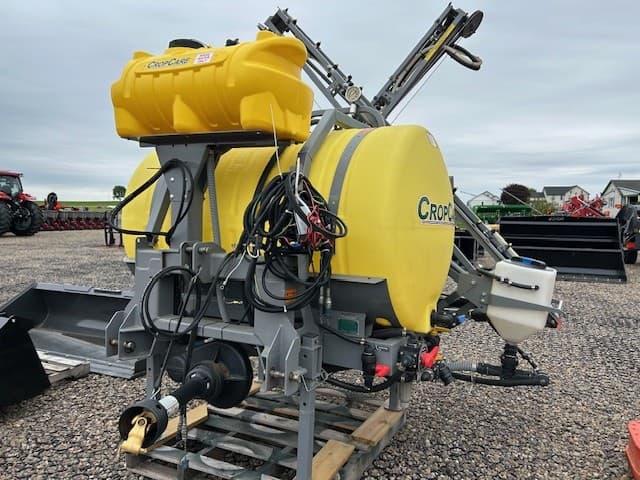 Image of Crop Care 3PT305 equipment image 1