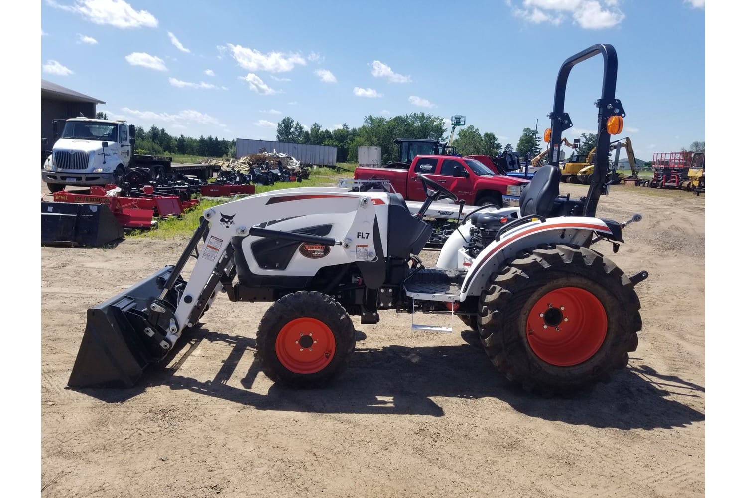 Bobcat CT2025 Equipment Image0