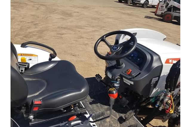 Image of Bobcat CT2025 equipment image 4