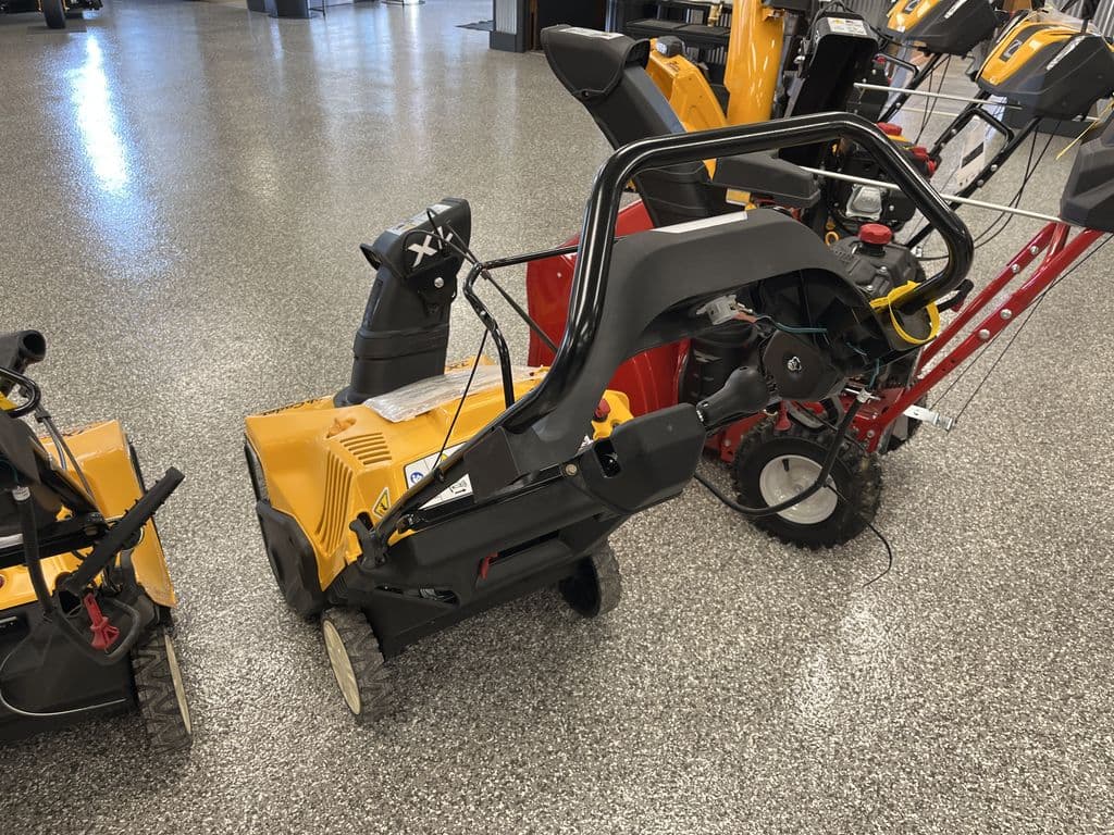 Image of Cub Cadet 1X21LHP Image 1
