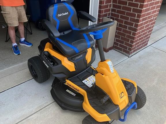 Image of Cub Cadet CC30E equipment image 1