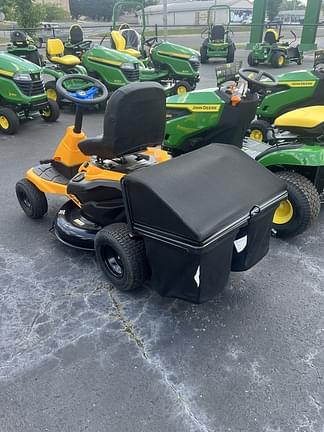 Image of Cub Cadet CC30E equipment image 2