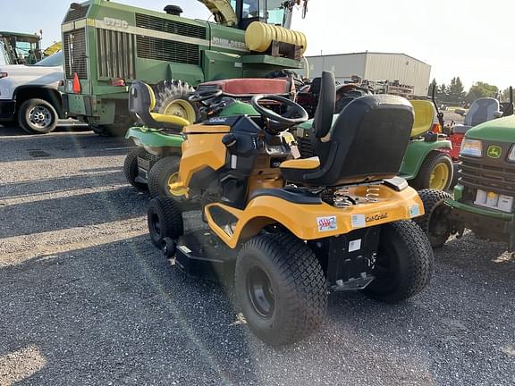 Image of Cub Cadet XT2 LX42 equipment image 2