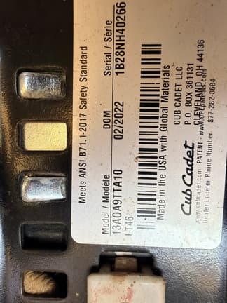 Image of Cub Cadet XT1 LT46 equipment image 3