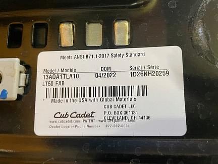 Image of Cub Cadet XT1 LT50 equipment image 3
