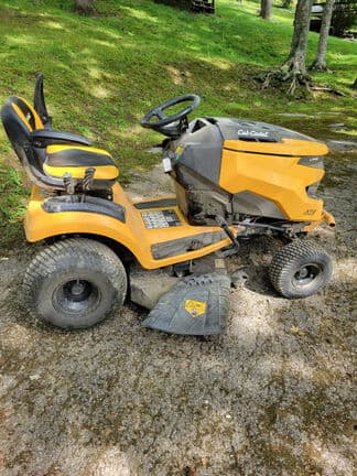 Image of Cub Cadet XT2 LX42 Image 1