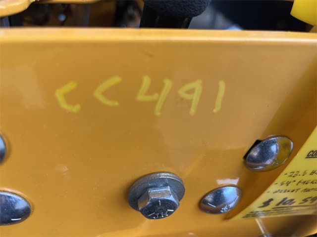 Image of Cub Cadet Pro X 654 equipment image 4