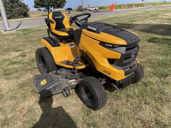 Image of Cub Cadet XT2 SLX50 equipment image 2