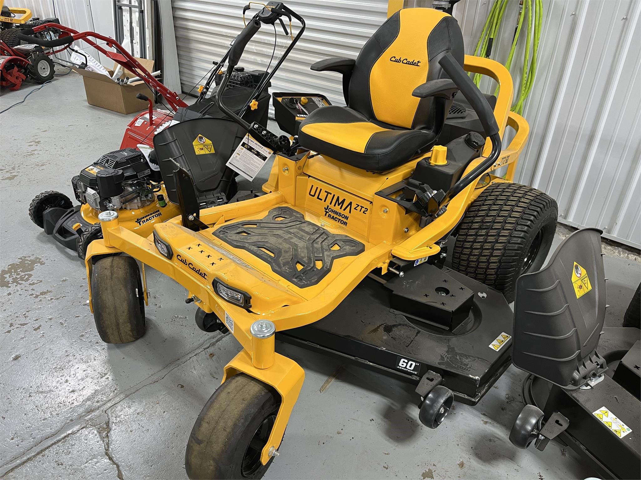 2022 Cub Cadet Ultima ZT2 Equipment Image0