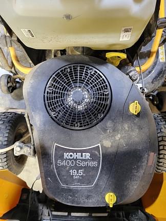 Image of Cub Cadet XT1 LT42 equipment image 2