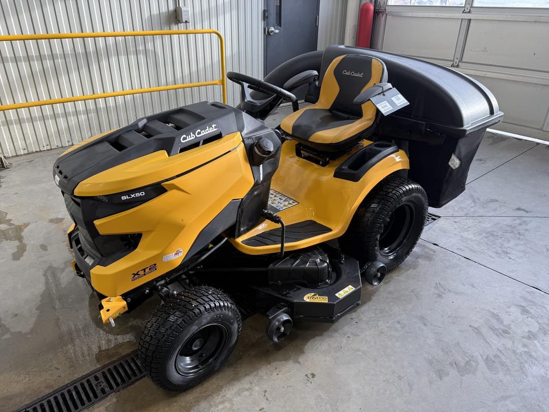 Image of Cub Cadet XT2 SLX50 Primary image