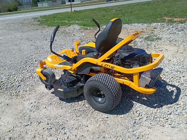 Image of Cub Cadet Ultima ZT1 equipment image 2