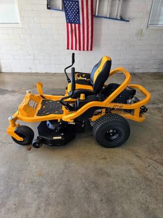 Image of Cub Cadet Ultima ZT1 equipment image 1