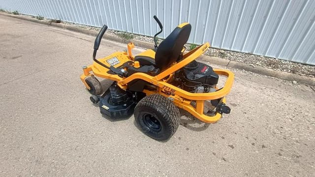 Image of Cub Cadet Ultima ZT1 equipment image 4
