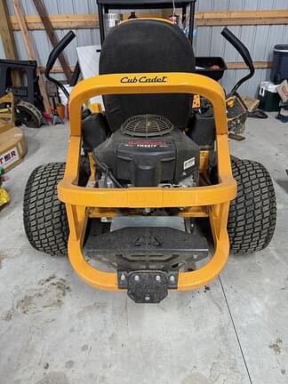 Image of Cub Cadet Ultima ZT1 equipment image 2