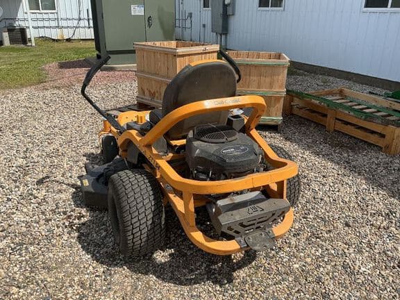 Image of Cub Cadet Ultima ZT1 equipment image 1