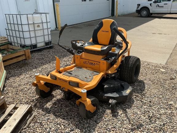 2022 Cub Cadet Ultima ZT1 Equipment Image0